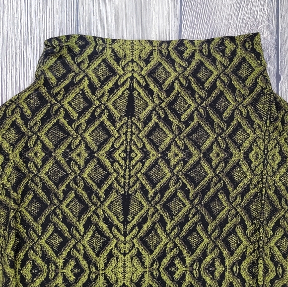 Norma Kamali KamaliKulture Mock Neck Long Sleeve Top - Picture 2 of 9